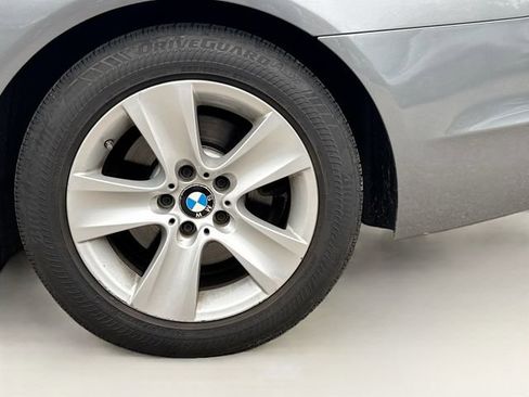 Used 2012 BMW 528i xDrive Sedan AWD/4WD image 19