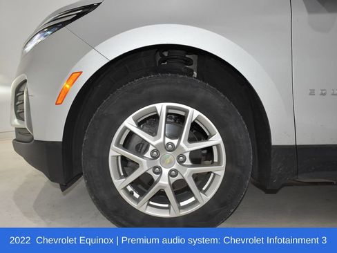 Used 2022 Chevrolet Equinox LT AWD/4WD image 6