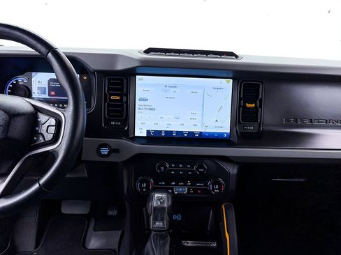 Used 2023 Ford Bronco Badlands AWD/4WD image 8