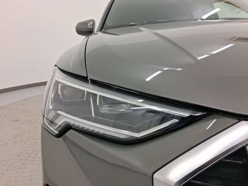 Used 2020 Audi Q3 2.0T Prestige image 11