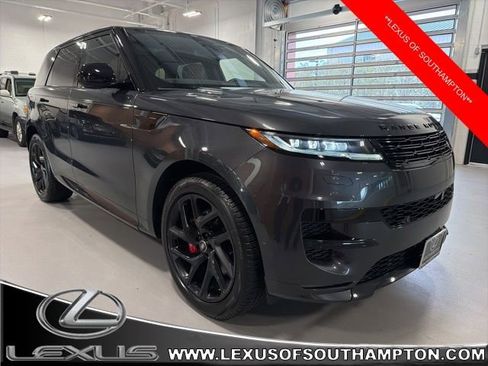 Used 2025 Land Rover Range Rover Sport Dynamic SE AWD/4WD image 1