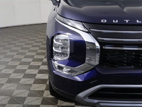 New 2026 Mitsubishi Outlander SE FWD image 16