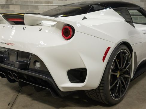 Used 2021 Lotus Evora RWD image 32
