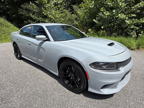Used 2022 Dodge Charger GT w/ Plus Group RWD image 4