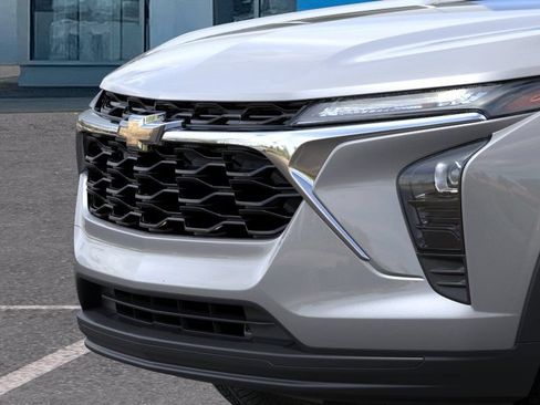 New 2026 Chevrolet Trax LS w/ LS Convenience Package FWD image 13