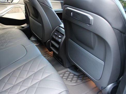 New 2026 BMW X5 xDrive50e w/ M Sport Package image 42