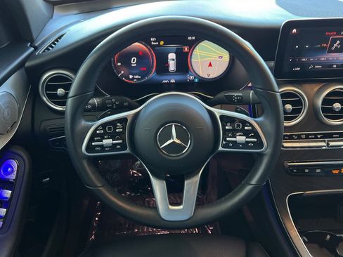 Used 2021 Mercedes-Benz GLC 300 4MATIC image 15