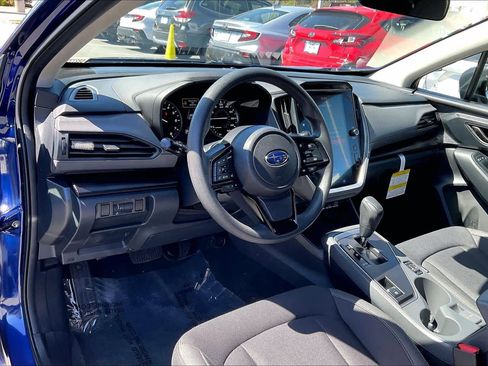 Used 2025 Subaru Crosstrek 2.0i Premium image 17