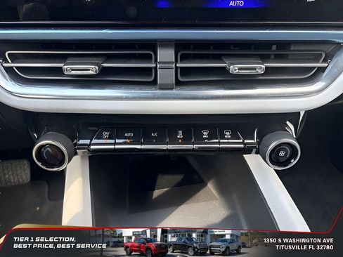 Used 2025 Chevrolet Equinox EV LT image 20