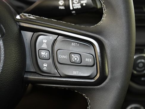 Used 2026 Jeep Gladiator Rubicon AWD/4WD image 24