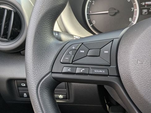 New 2025 Nissan Kicks Play S FWD image 16