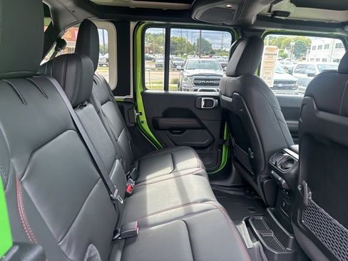 New 2025 Jeep Wrangler Unlimited Rubicon image 11