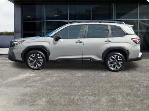 Certified 2025 Subaru Forester Premium AWD/4WD image 7