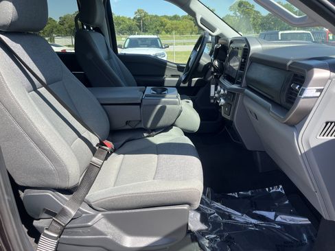 Used 2025 Ford F150 XLT w/ Equipment Group 301A Standard AWD/4WD image 16