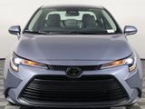 Used 2025 Toyota Corolla LE image 2