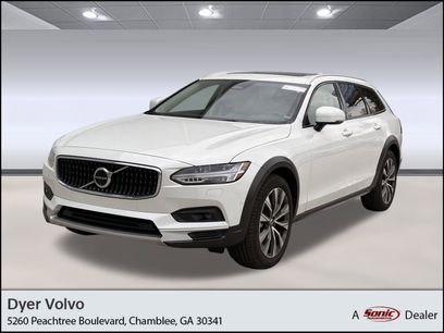 Certified 2025 Volvo V90 B6 Cross Country Plus