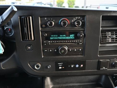 Used 2017 Chevrolet Express 3500 LT w/ LT Preferred Equipment Group image 23