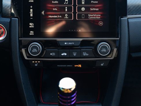 Used 2018 Honda Civic Si image 16