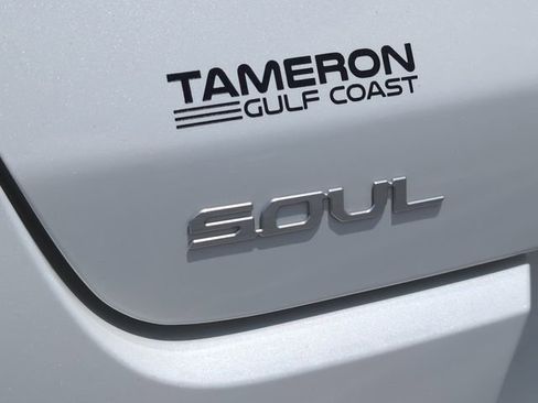 Used 2025 Kia Soul LX w/ LX Technology Package FWD image 5