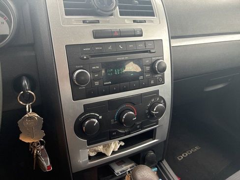 Used 2010 Dodge Charger image 7