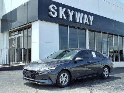 Used 2022 Hyundai Elantra SE
