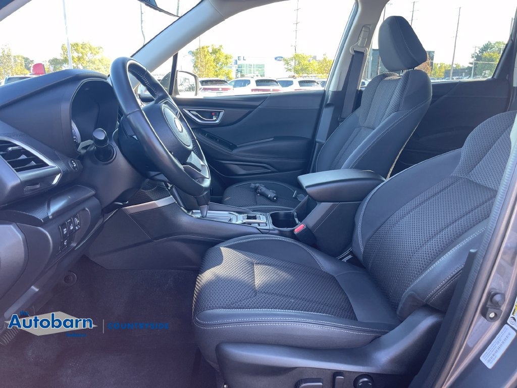 Used 2023 Subaru Forester Premium AWD/4WD image 9