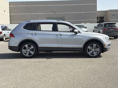 Used 2021 Volkswagen Tiguan SEL AWD/4WD image 6