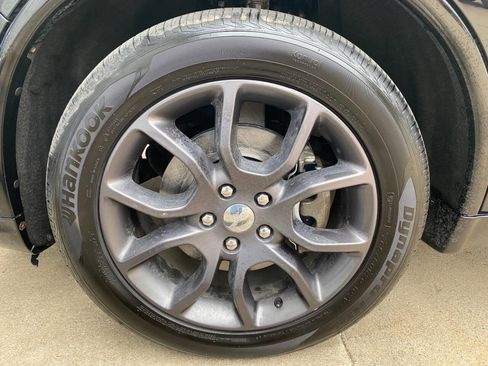 Used 2018 Dodge Durango R/T image 23