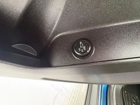 Used 2021 Chevrolet Equinox LT image 7