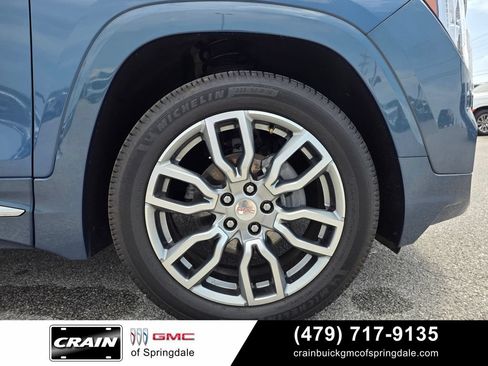 Used 2024 GMC Terrain Denali w/ Denali Premium Package AWD/4WD image 31