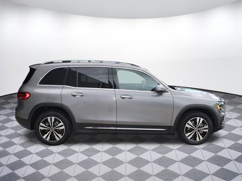 New 2026 Mercedes-Benz GLB 250 image 8