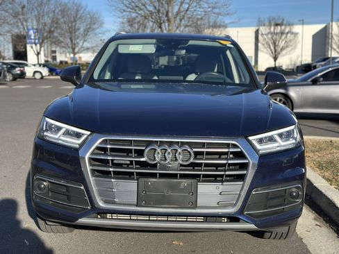 Used 2020 Audi Q5 Prestige image 2
