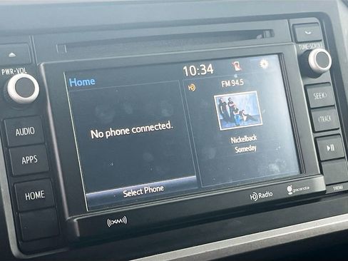 Used 2018 Toyota Tacoma TRD Sport image 15