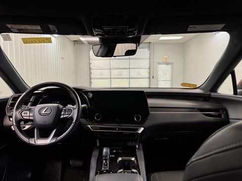 Used 2023 Lexus RX 350h image 18