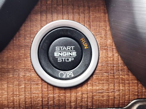 Used 2022 RAM 3500 Limited image 17