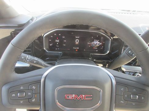 New 2026 GMC Sierra 3500 SLT w/ SLT Premium Package image 19