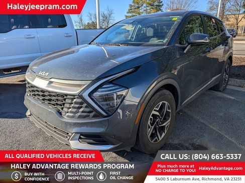 Used 2024 Kia Sportage LX image 1
