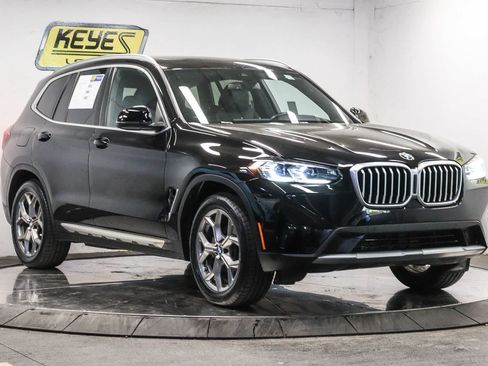 Used 2024 BMW X3 sDrive30i w/ Convenience Package RWD image 5