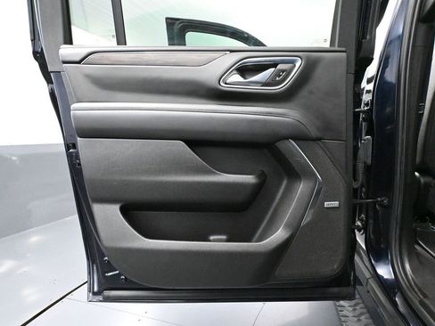 Used 2021 Chevrolet Suburban Z71 w/ Rear Media and Nav Package image 38