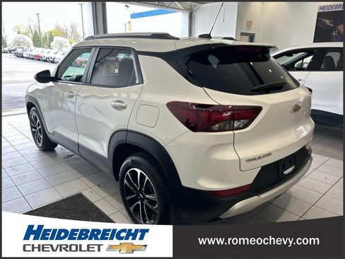 Used 2024 Chevrolet TrailBlazer LT FWD image 5