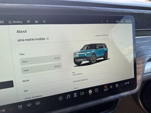 Used 2022 Rivian R1S Launch Edition AWD/4WD image 16