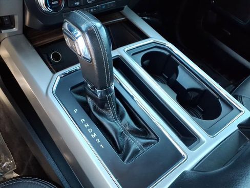 Used 2015 Ford F150 Lariat w/ Equipment Group 502A Luxury image 28