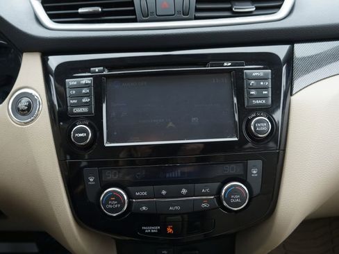 Used 2014 Nissan Rogue SL w/ SL Premium Package image 13