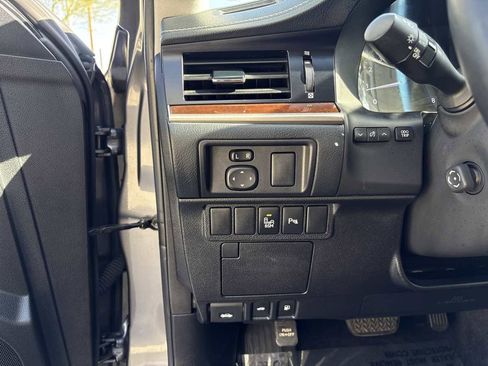 Used 2013 Lexus ES 350 w/ Luxury Pkg image 25