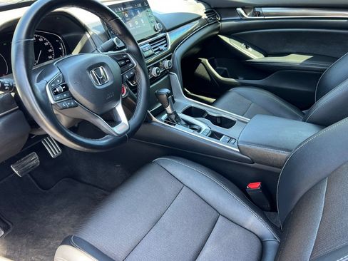 Used 2020 Honda Accord Sport image 11