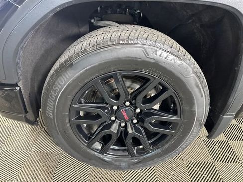 Used 2023 GMC Sierra 1500 Elevation image 10