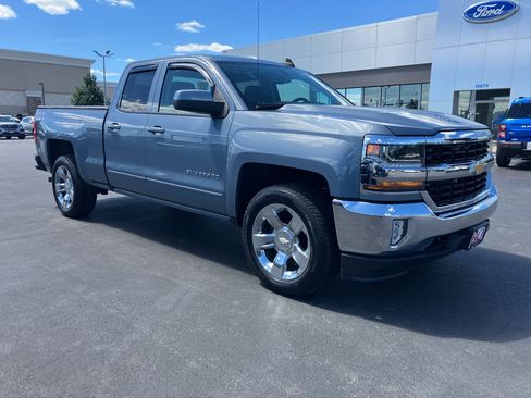 Used 2016 Chevrolet Silverado 1500 LT w/ All Star Edition AWD/4WD image 11