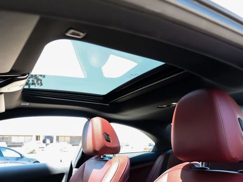 Used 2024 BMW 230i Coupe w/ Convenience Package RWD image 4