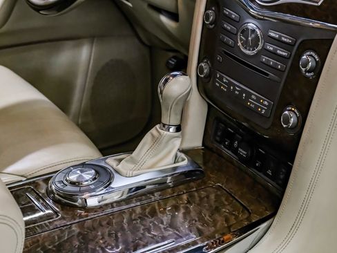 Used 2016 INFINITI QX80 2WD w/ Driver's Assistance Package image 31
