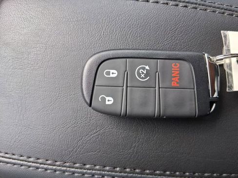 New 2026 Jeep Compass Latitude AWD/4WD image 29